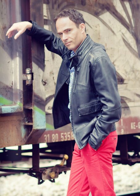 Singer_Songwriter_Actor_Coach Thomas Borchert 13 thomas-promo-stuttgart